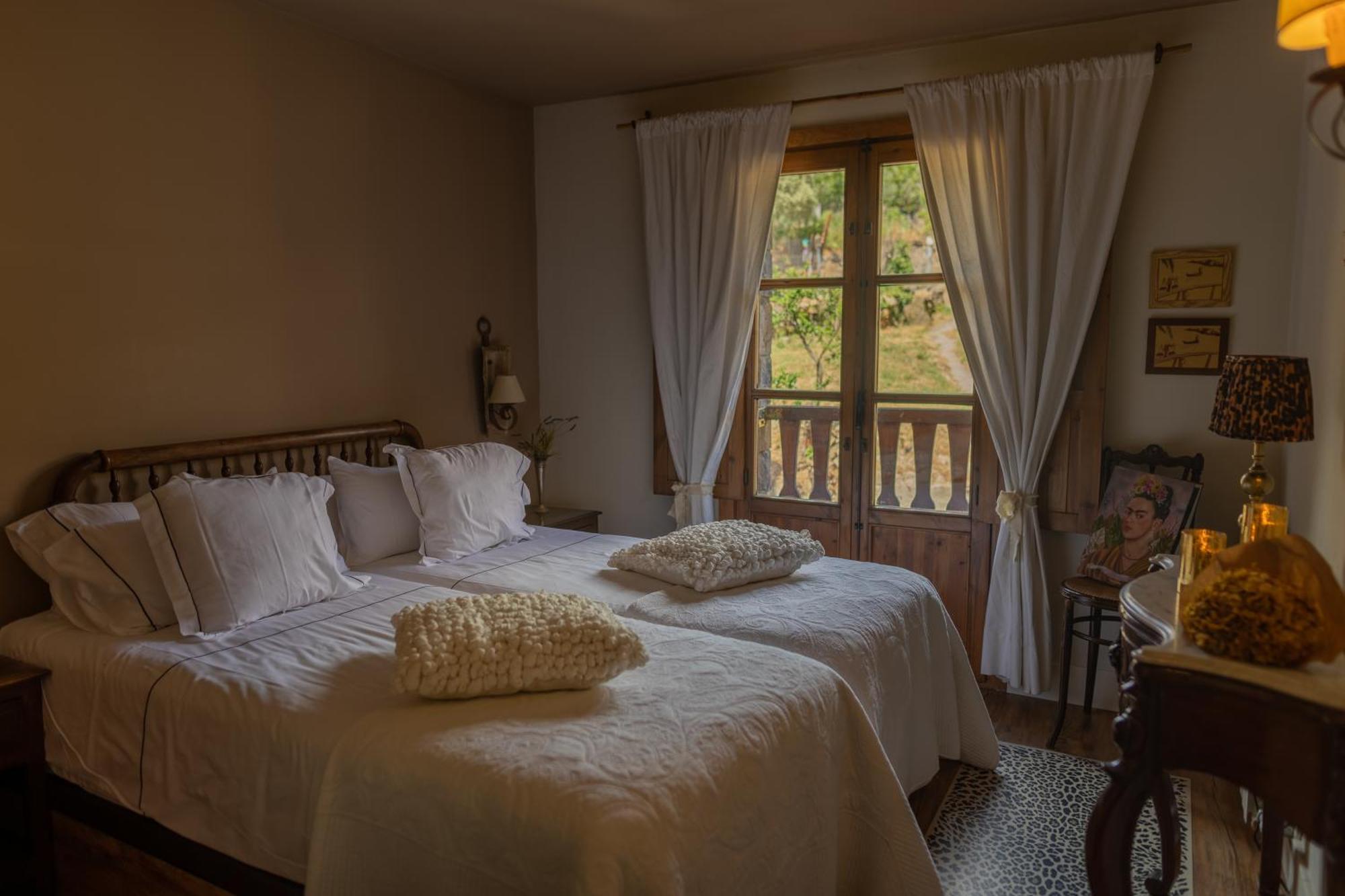Apartamentos El Rincon De Usana Zona Zero Aínsa Zimmer foto